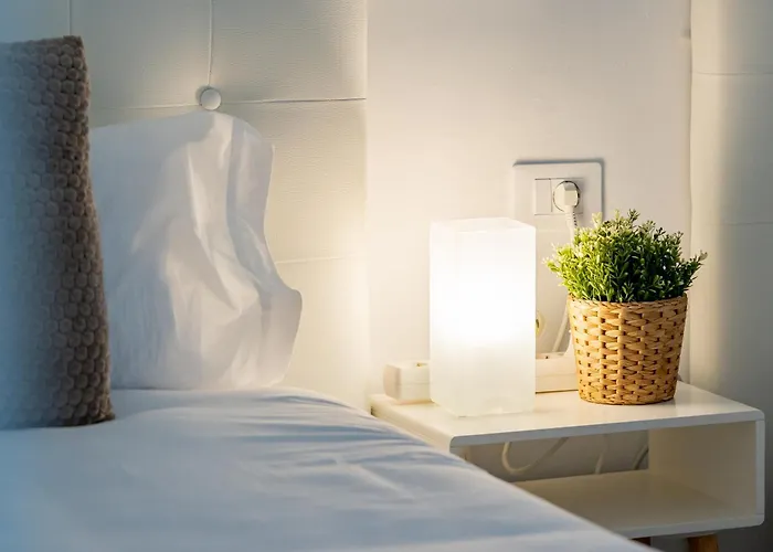 Near The Ocean With Private Pool And Garage 度假居 *