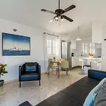 Bright With A Private Swimming Pool, Air Conditioning, Garden And Parking San Miguel de Abona