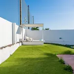 Bright With A Private Swimming Pool, Air Conditioning, Garden And Parking San Miguel de Abona