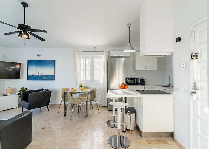 Near The Ocean With Private Pool And Garage Сан Мигель